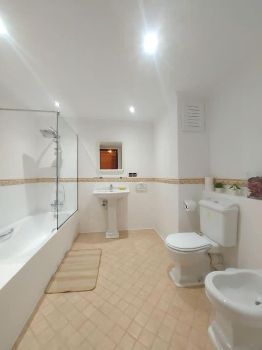 Spacieux 4 Ch, Family Only, 2 Min De La Plage Tanger Luaran gambar