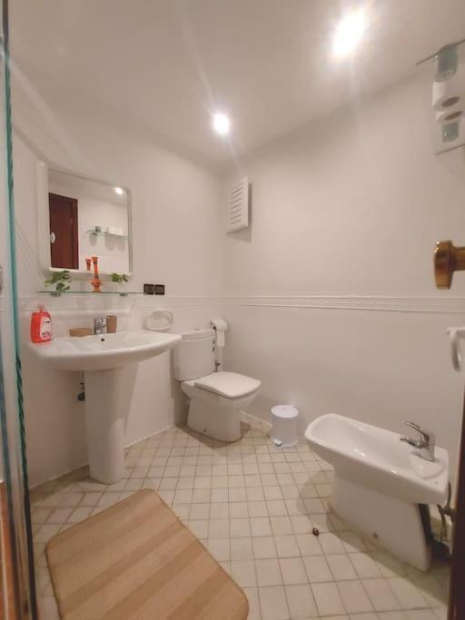 Spacieux 4 Ch, Family Only, 2 Min De La Plage Tanger Luaran gambar